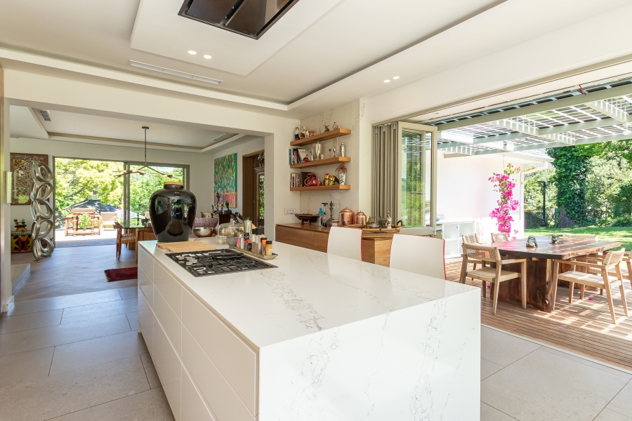 4 Bedroom Property for Sale in Bishopscourt Western Cape